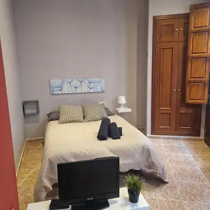 Estudio En El Corazon De Granada