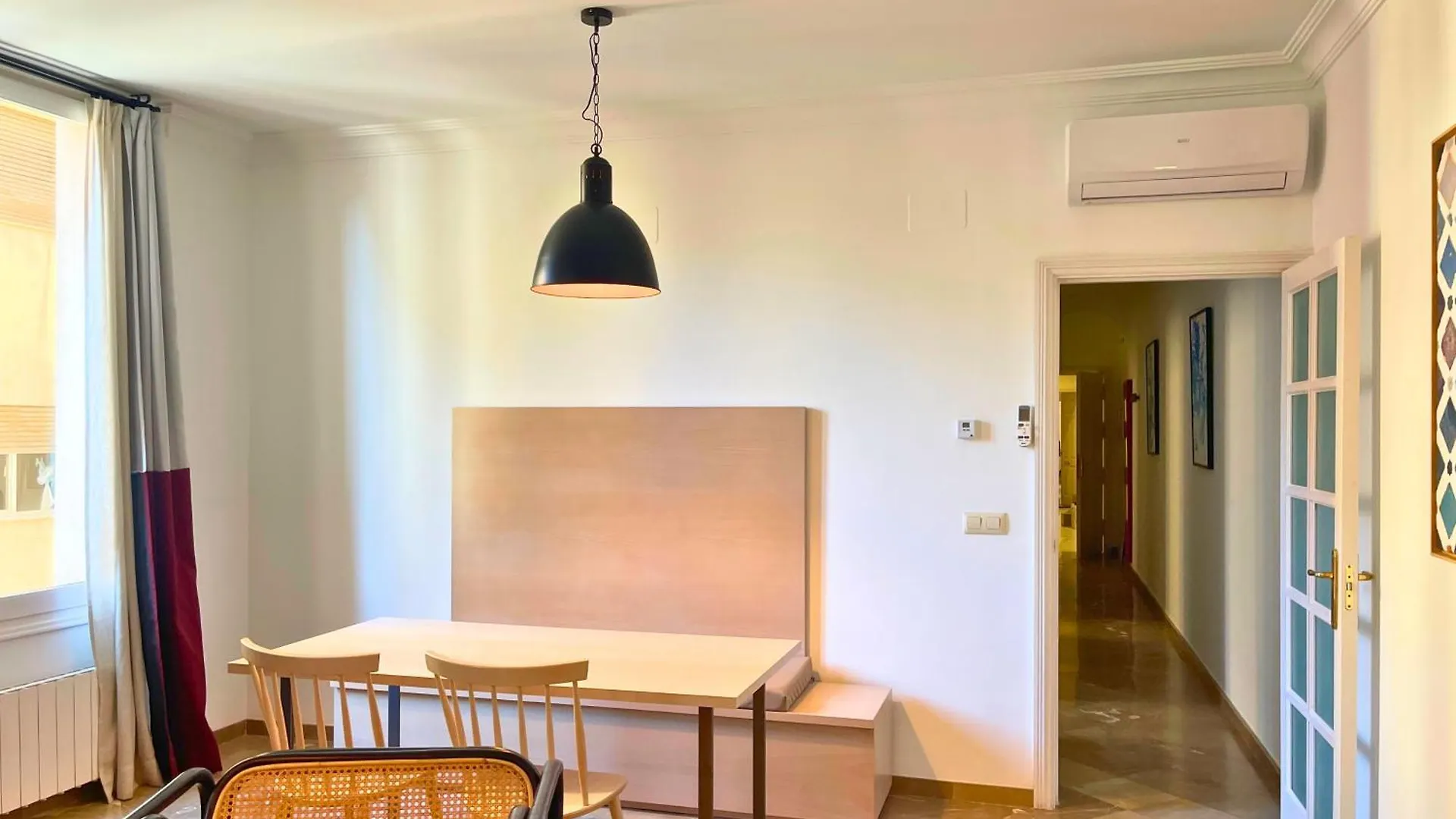 Home4U Gran Via Luxury Granada
